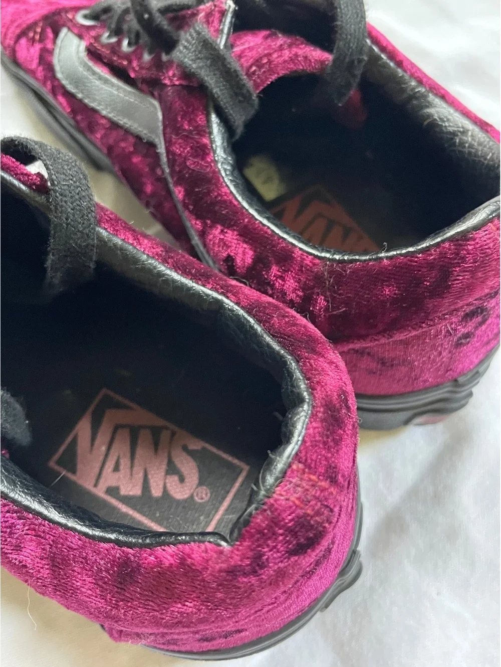 Vans Old Skool Platform Velvet Sneakers Burgundy Wine Men’s Size 6